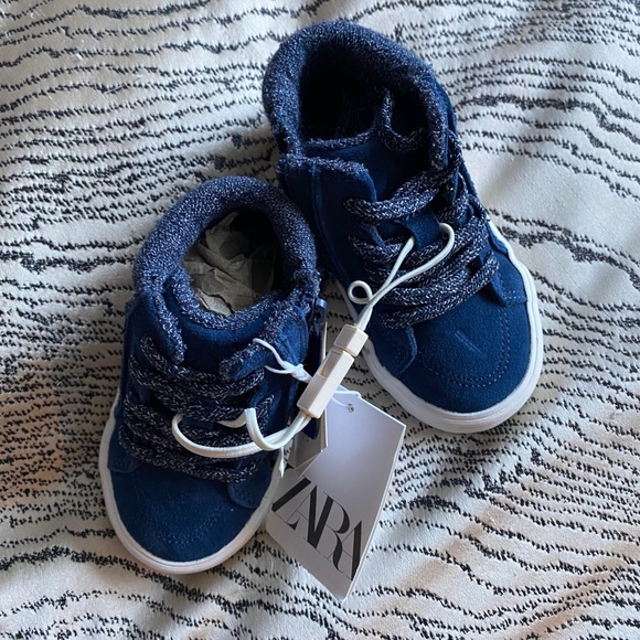 Zara Baby Boy High-Top Sneakers Size 5.5 - Picture 2 of 6